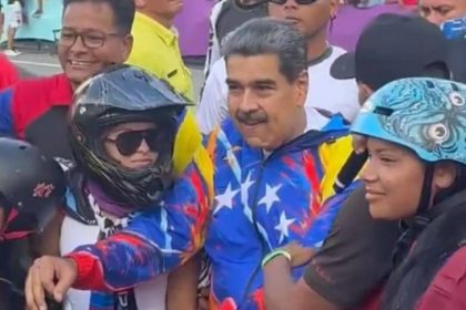 ¡Maduro Declara las «Motopiruetas» Deporte Nacional en Impactante Video!