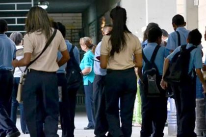 ¡Urgente! Exigen Normativa Especial para Colegios Privados por Ley de Pensiones