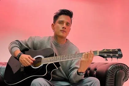 Juan Miguel se adentra en el flamenco con su nuevo sencillo"Borracho y terco"