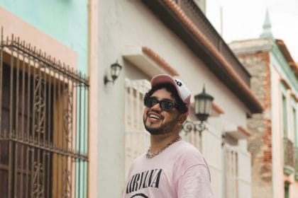 Reggi ‘El Auténtico’ asegura que: “en el mar te ves mejor”