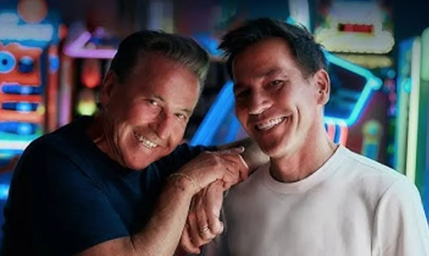 Ricardo y Héctor Montaner unen sus voces por primera vez en un emotivo tema familiar