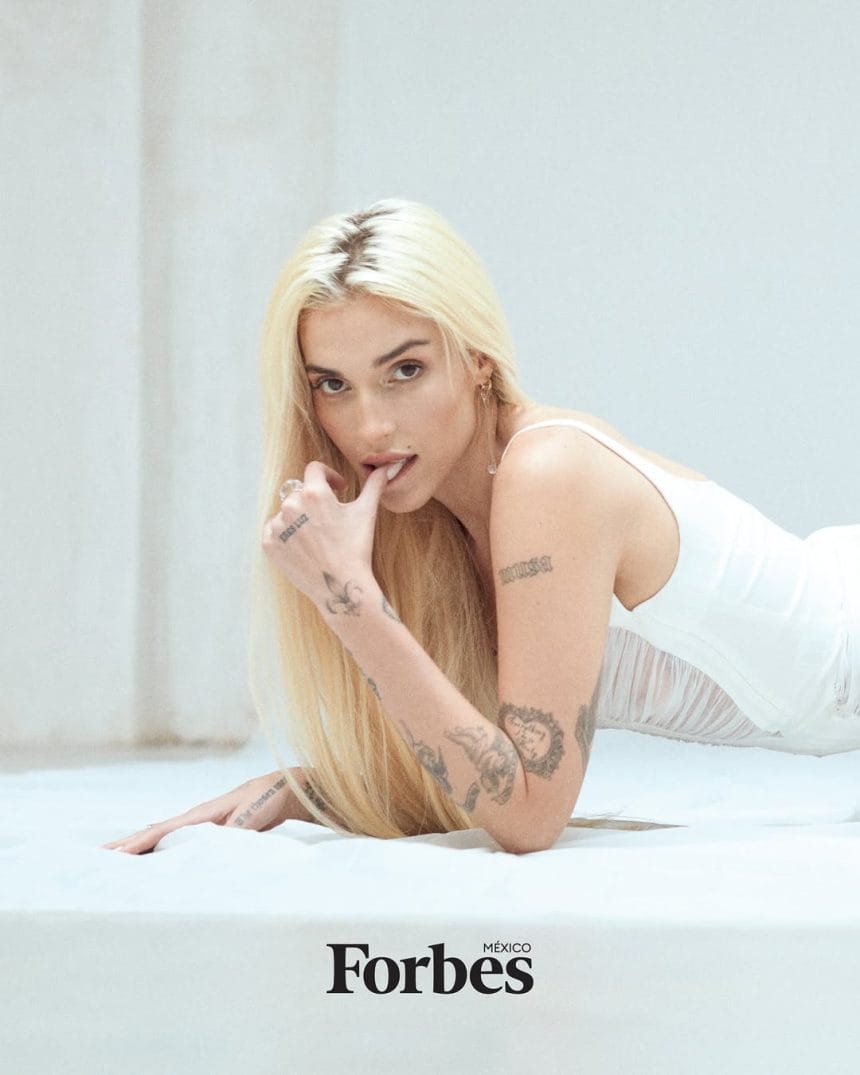 Elena Rose Brilla en la portada de esta afamada revista