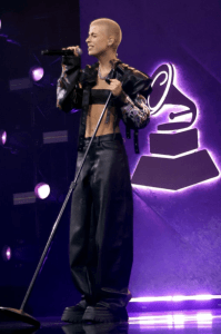 Annasofia cautiva el “Best New Artist Showcase” de los Latin Grammy ® 2025